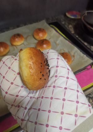 Una foto de Panecillos con comino negro