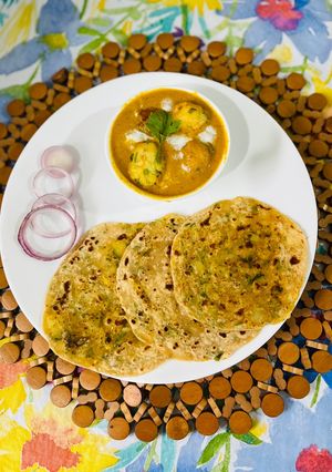 A picture of PANEER MALAI KOFTA,STUFF DRY FRUITS With POTATO ROTI.