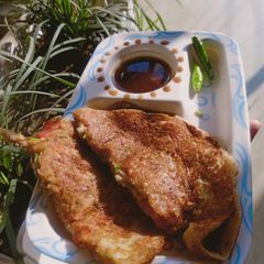 A picture of Bread uttapam.