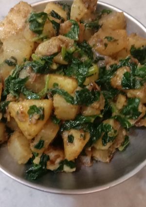 A picture of Aloo mooli ki sabzi.