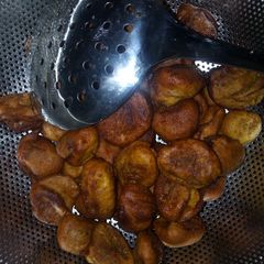 A picture of Plantain balls.