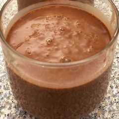 Hershey's banana thick shake A picture of Hershey's banana thick shake.