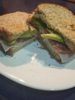 Una foto de Sándwich de longaniza catalana