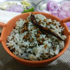 A picture of Black urad daal khichadi.
