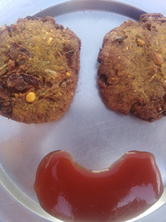 சேனைக்கிழங்கு வடை (Senaikilanku vadai recipe in tamil) செய்முறை முக்கிய புகைப்படம்