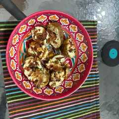 A picture of Papas con sour cream.