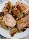 Cosce di pollo e patate al forno