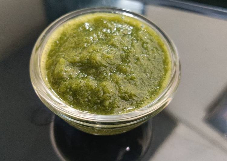 How to Make Favorite Green chutney sweet and spicy