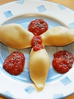 Una foto de Conchiglione ripieni sapore di mare