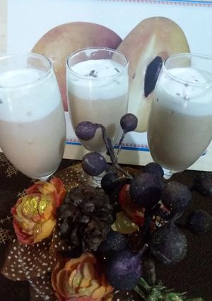 A picture of Chickoo ice cream  shake.