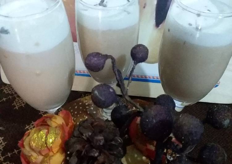 How to Prepare Chickoo ice cream  shake