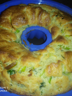 Una foto de Budín de queso y puerro