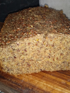 Una foto de Pan de avena, harina de lino y harina integral