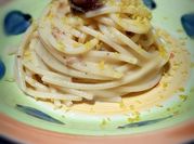 Una foto di pasta al burro