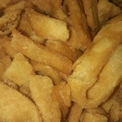 A picture of Namkeen matar.