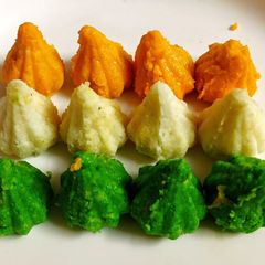 A picture of Tiranga Mawa Modak.