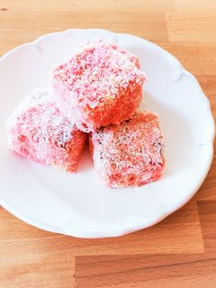 Málnakrémes kókuszkocka recept fotója