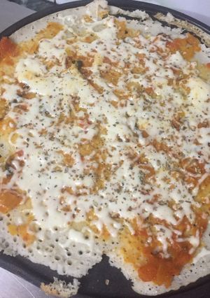 A picture of Tasty tasty dosa pizza 🍕.