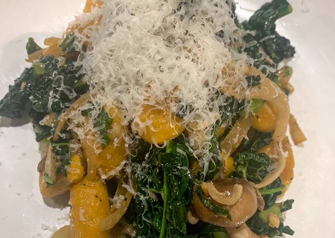 Recipe of Gordon Ramsay Mushroom and calvolo nero gnocchi