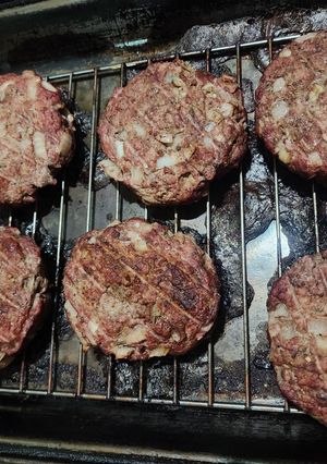 Una foto de Hamburguesas caseras (41) la receta que heredaste de tu familia #Delantalcookpad2026