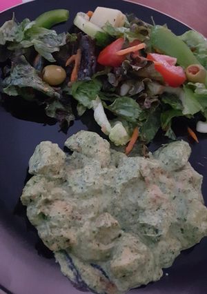 Una foto de Pollo en Crema de Cilantro