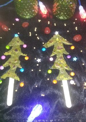 A picture of Christmas tree Paratha.