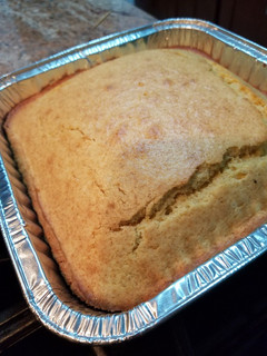 A picture of Delicious Corn Bread.