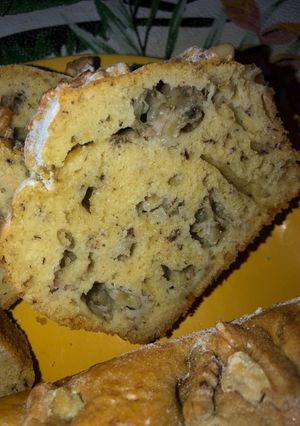 Una foto de Budín de banana y nueces 👌