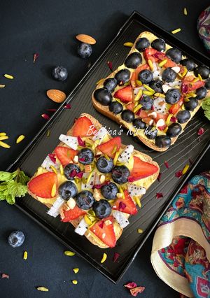 A picture of Fruity Bread Pizza - Fusion Dessert.