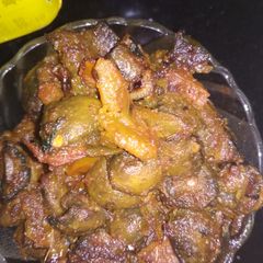 A picture of Mushroom onion stir fry.