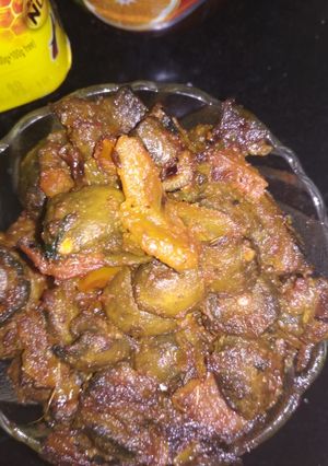 A picture of Mushroom onion stir fry.