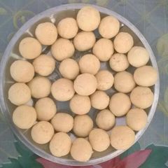 A picture of Microwave milk peda.