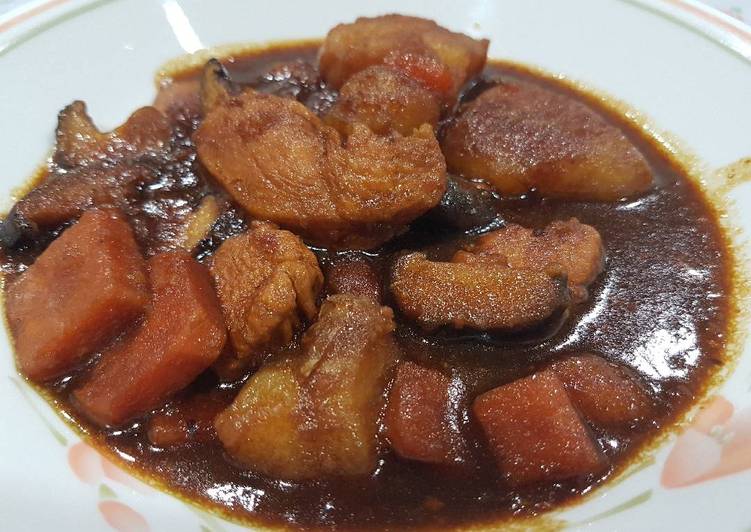 Recipe of Homemade Pongteh Chicken (Nyonya-style Yellow Bean Chicken Stew)