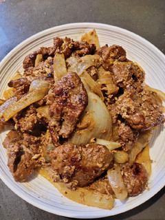 A picture of Porkchop in Onion.