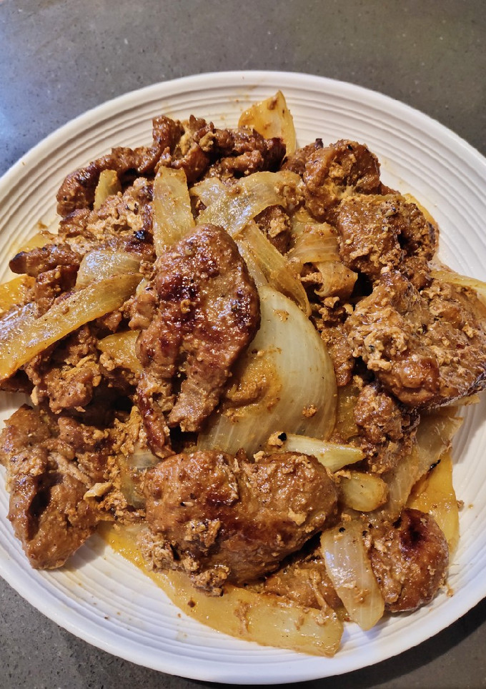 A picture of Porkchop in Onion.