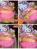 Cake karakter helo kity 2 susun