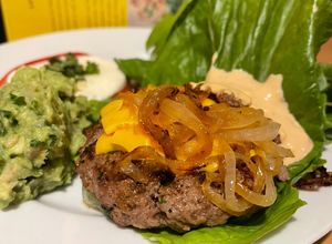Una foto de Carne para hamburguesa jugosa y suavecita 🍔