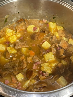 Una foto de Níscalos con patatas