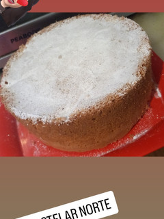 Una foto de Bizcochuelo sin tacc y sin lactosa para comer solo o para tortas