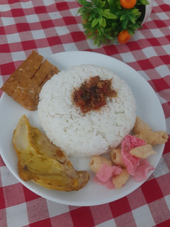 Foto resep Nasi Gurih Rice Cooker