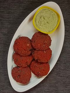बिटरुट डाळ वडा रेसिपी चे मुख्य फोटो