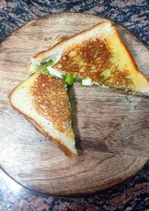 A picture of Spicy Paneer Sandwich 📌.