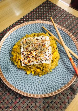 A picture of Cheesy Maggi.