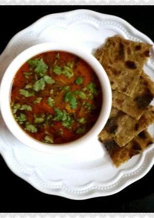 A picture of Raw Banana Kofta curry.