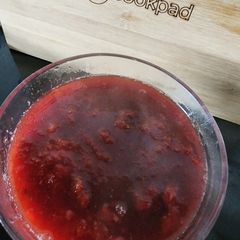 A picture of Strawberries Sauce.