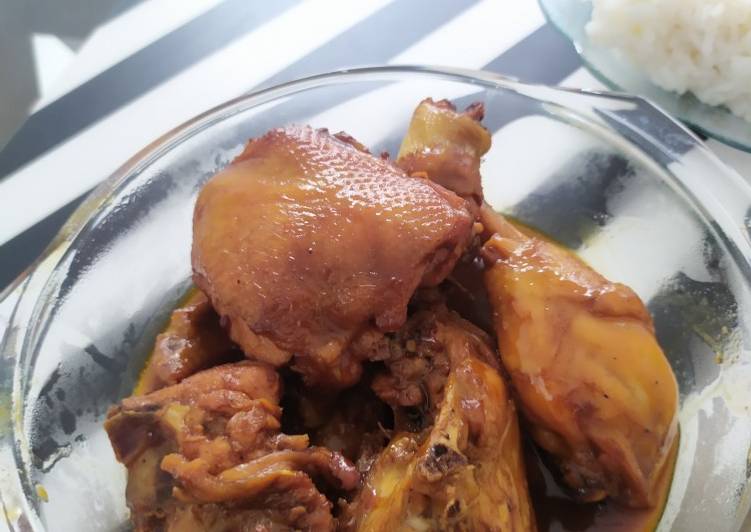 Bagaimana Menyiapkan Ayam kecap no ulek2 yang praktis