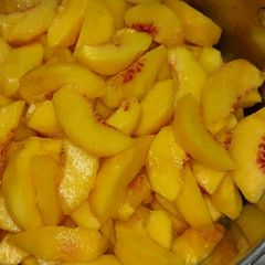 A picture of Southern Peach Cobbler from scratch.