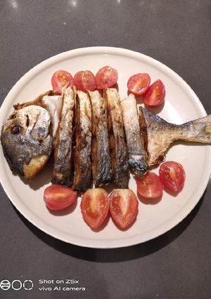 A picture of Fried Pompano/Pampano.