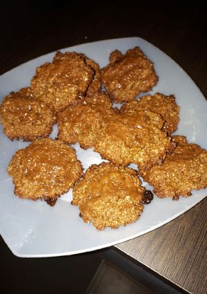 Una foto de Galletitas de avena, coco y dulce de leche