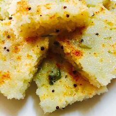 A picture of Cucumber dhokla.